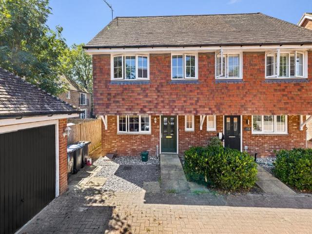 House for sale in Perryfields, West Sussex