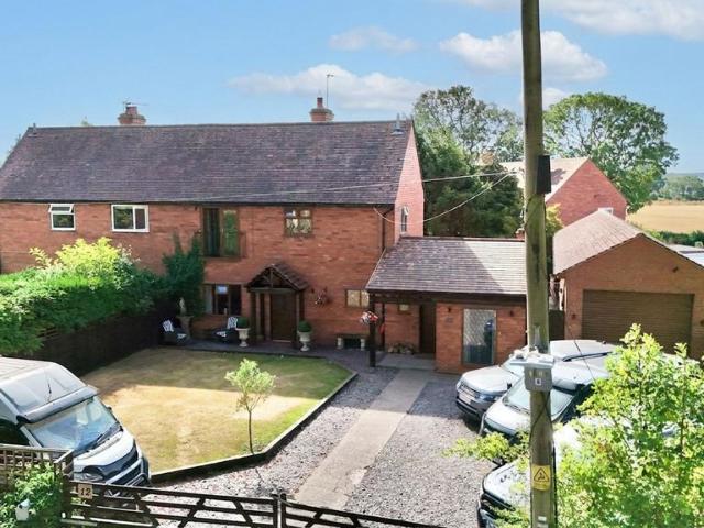 House for sale in Hinstock