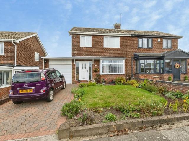 House for sale in Washington, Sunderland