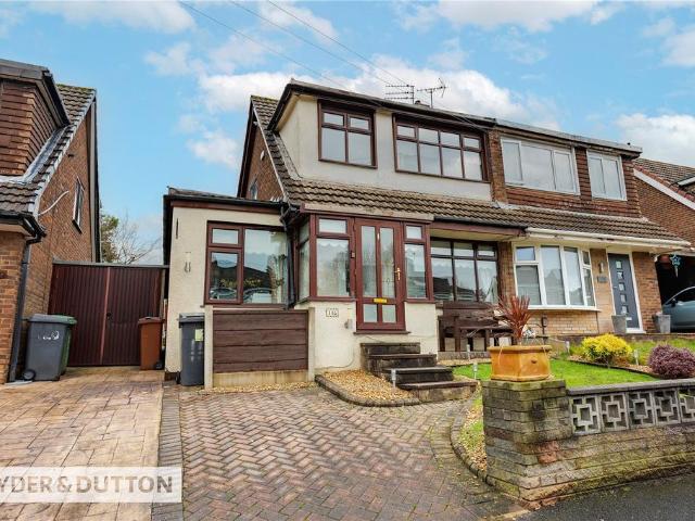 House for sale in Chadderton Fold, Pendock