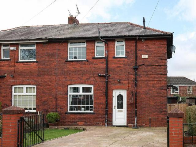 House for sale in Syke, Burnedge