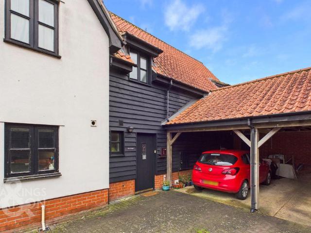 House for sale in Bedingfield, Suffolk