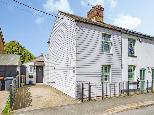 House for sale in Upper Sundon, Bedfordshire