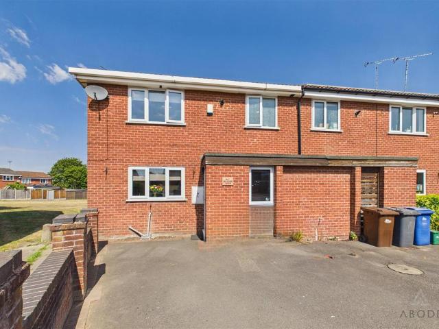 House for sale in The Heath, Beamhurst