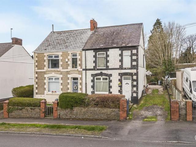 House for sale in Mynyddbach, Nangreaves
