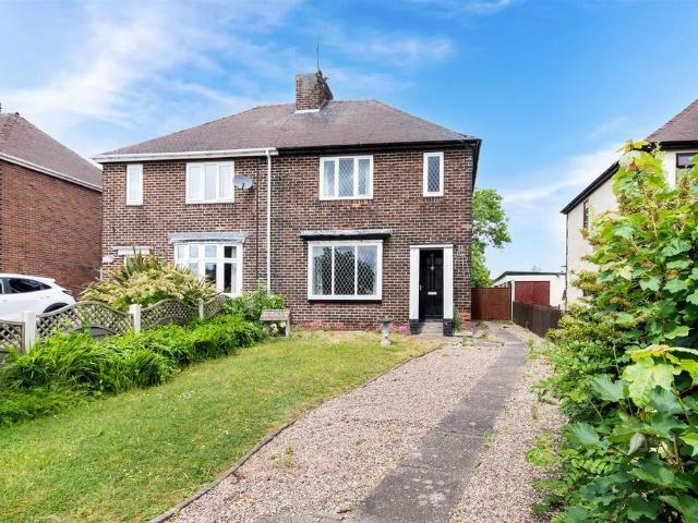 House for sale in Aston cum Aughton, Aston
