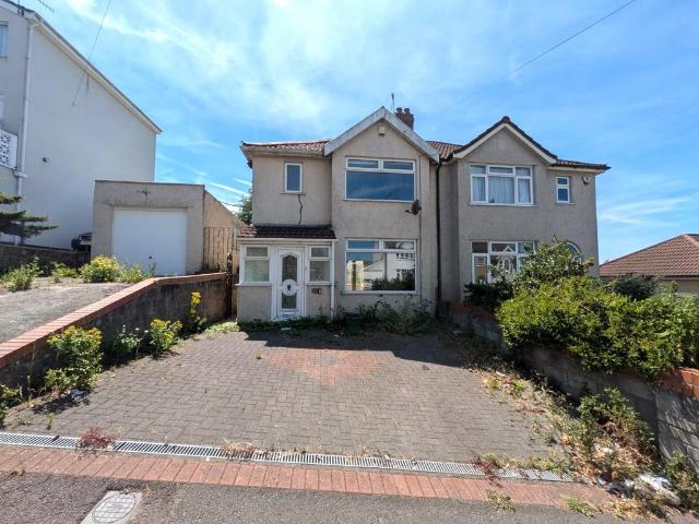 House for sale in Feckenham, City Of Bristol
