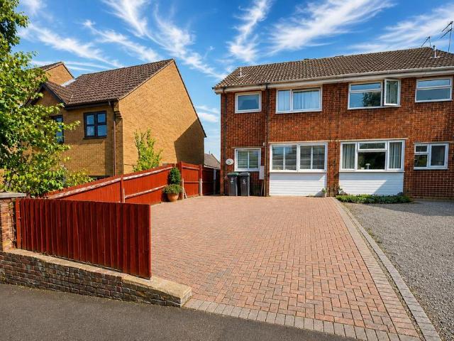 House for sale in Irthlingborough