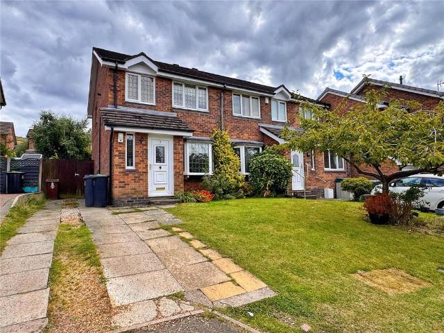 House for sale in Shirebrook Park, Charlesworth