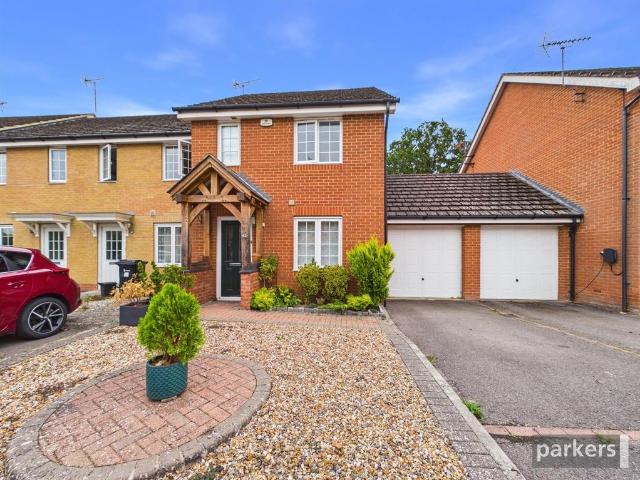 House for sale in Sindlesham, Winnersh