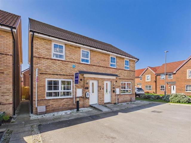 House for sale in Elloughton-cum-Brough, Brough