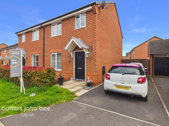 House for sale in Hammond Street
