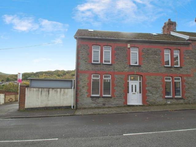 House for sale in Porth, Wales