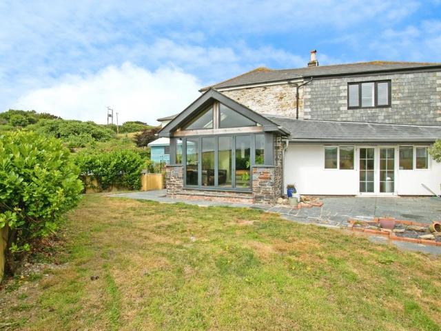 House for sale in Trevelgue, Newquay