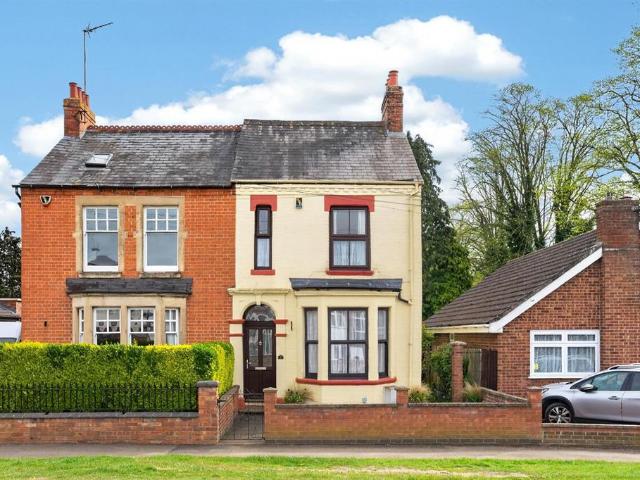 House for sale in White Hills, Kingsthorpe