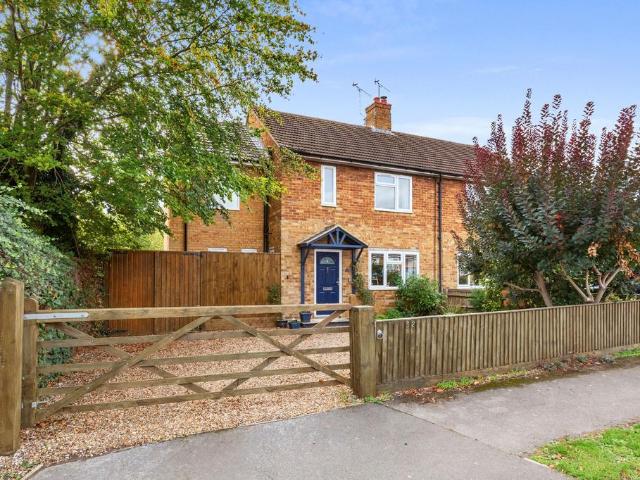 House for sale in Long Crendon