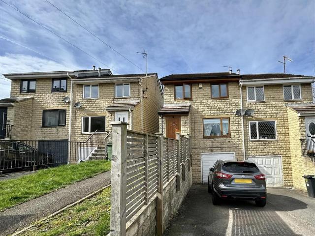 House for sale in Thornhill Lees