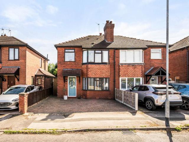 House for sale in Ivy Meade, Macclesfield