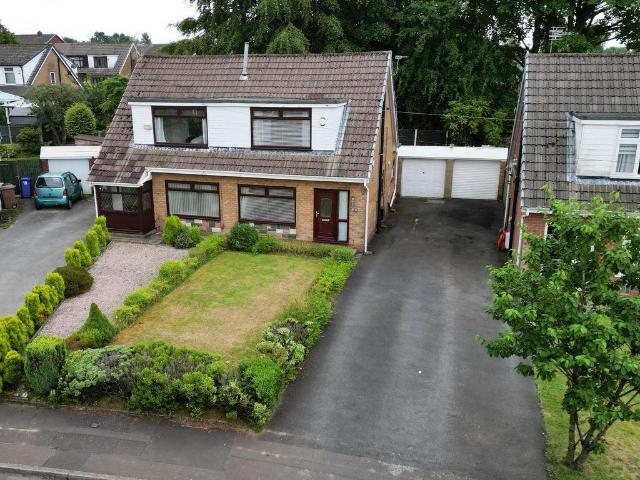 House for sale in Trub, Burnedge