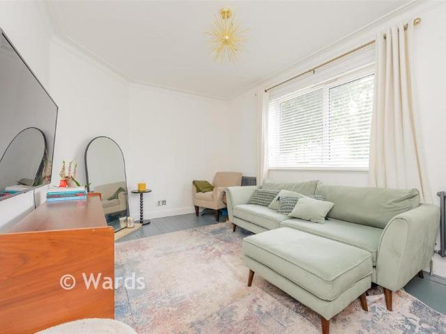 House for sale in Stone, Monks Orchard