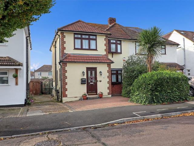House for sale in London Borough of Havering, Greater London