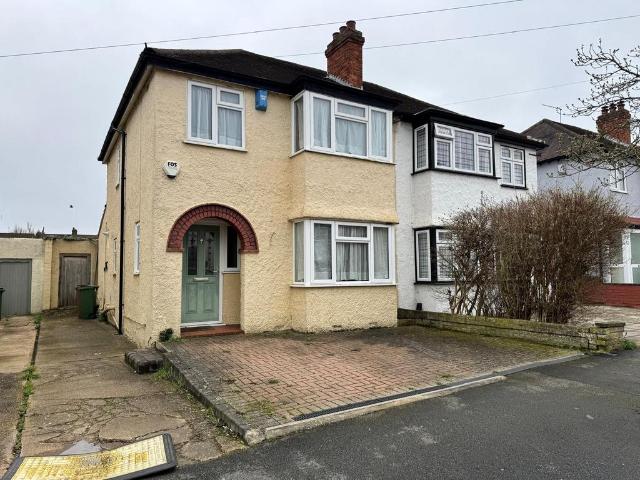 House for sale in Rosehill, Greater London