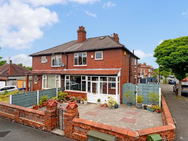 House for sale in Georgia, Greater Manchester