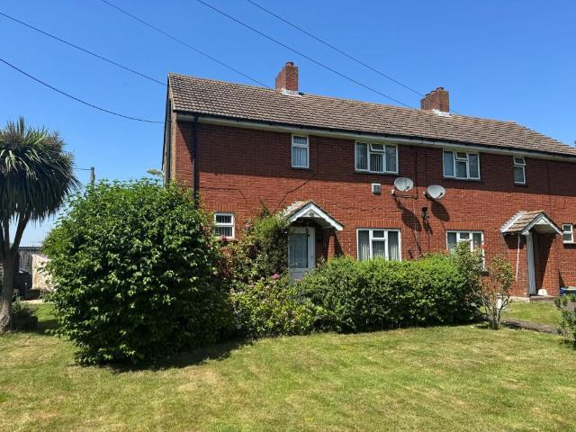 House for sale in Grove Park, Oad Street