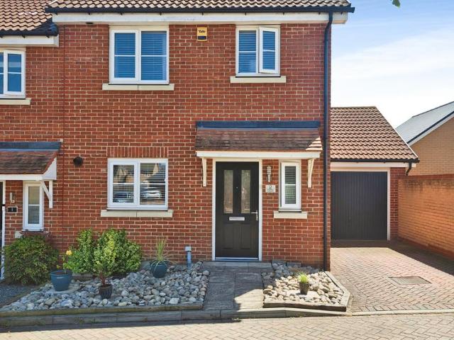 House for sale in Noak Hill, Essex