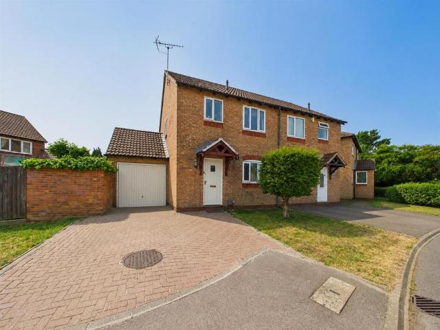 House for sale in Gloucester, Gloucestershire