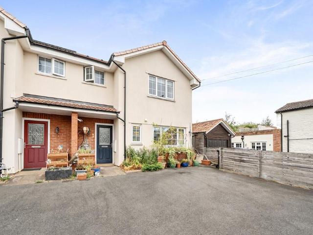 House for sale in Norton Fitzwarren, Somerset