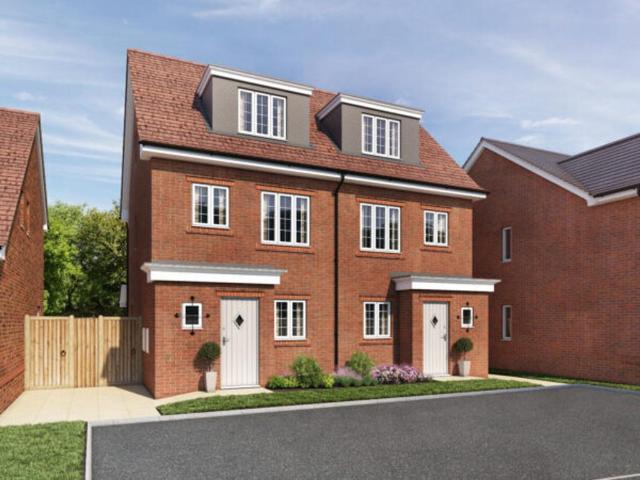 House for sale in Lee Bank, Greater Manchester
