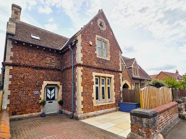 House for sale in North Duffield, North Yorkshire