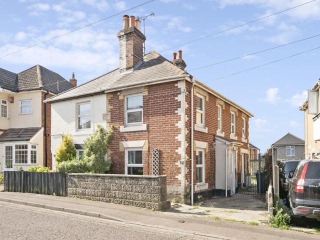 House for sale in Moordown, Bournemouth