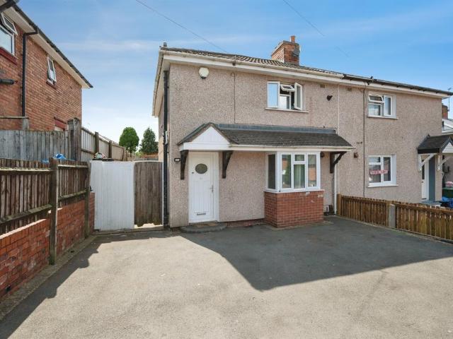 House for sale in Woodsetton, Coseley