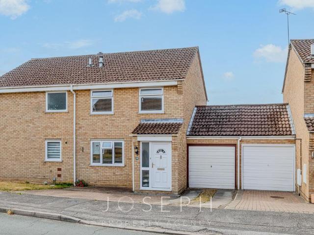 House for sale in Key Street, Suffolk