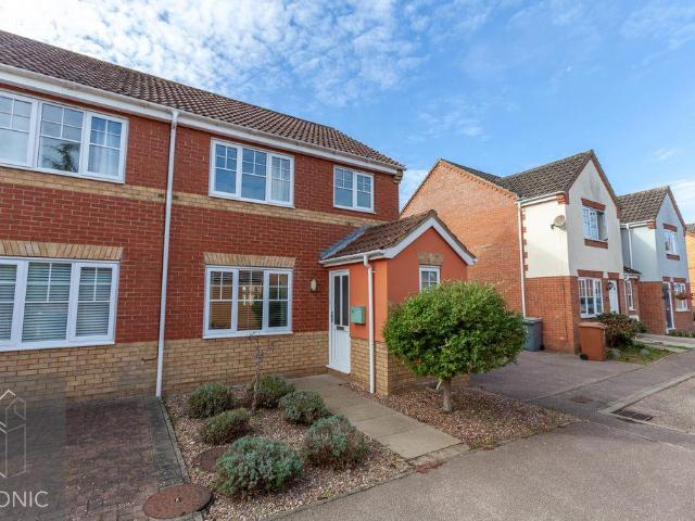 House for sale in Thorpe Marriott, Broadland