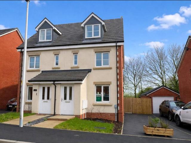 House for sale in Pembrey and Burry Port Town, Pembrey