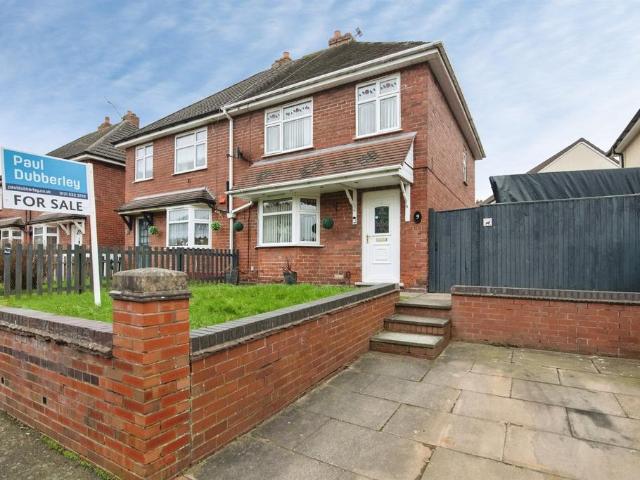House for sale in Tipton, West Midlands