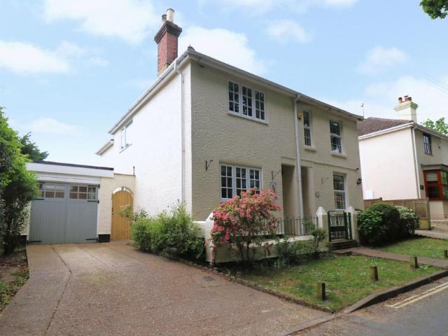 House for sale in Butlocks Heath, Helford