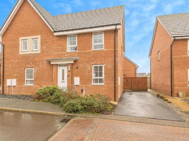 House for sale in Meltham, West Yorkshire