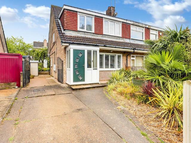 House for sale in Hempshill Vale, Haddon