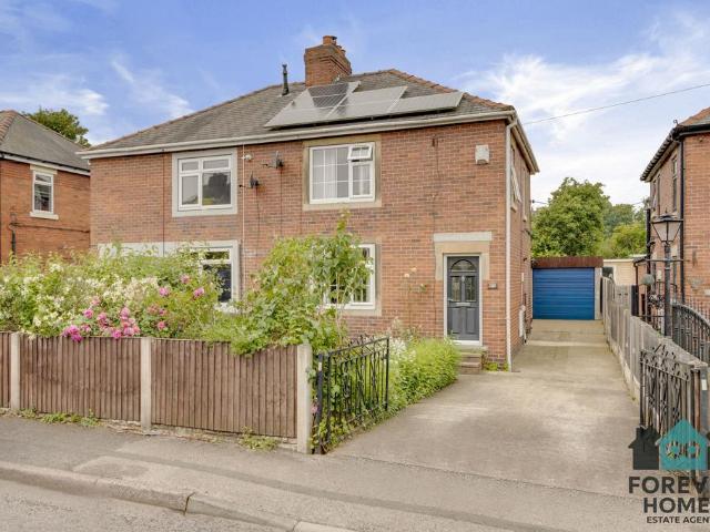 House for sale in Carlton, South Yorkshire