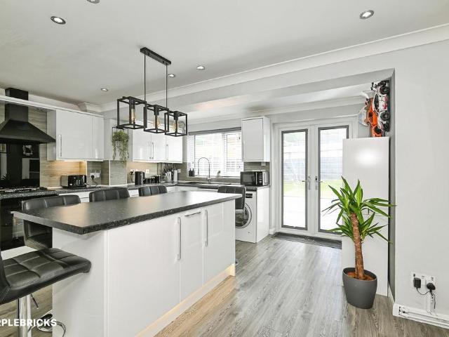 House for sale in Rainham, Gillingham