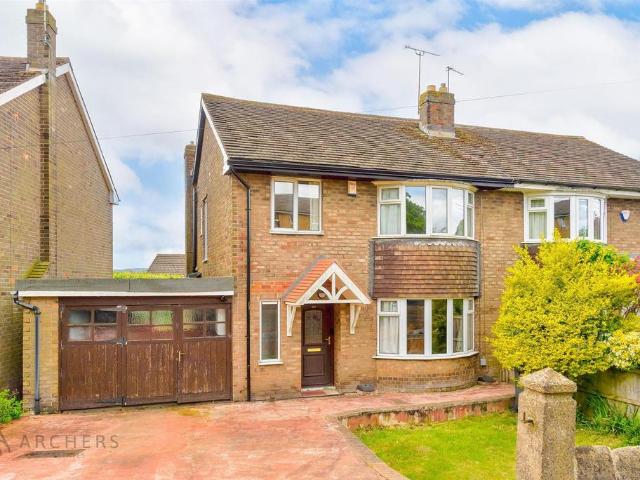 House for sale in Lodge Moor, South Yorkshire