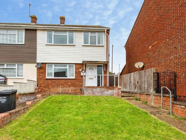 House for sale in Monks Orchard, Kent