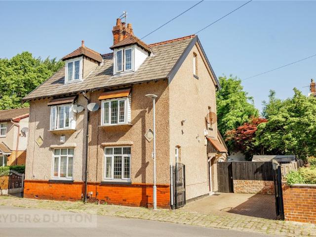 House for sale in Hurst, Greenheys