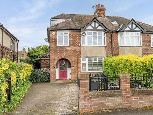 House for sale in High Field, York