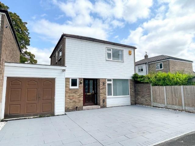 House for sale in Knutsford