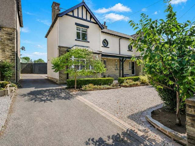 House for sale in Swincliffe, Birkenshaw